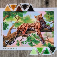 NW-316 Леопард на дереві. Набір для вишивки бісером